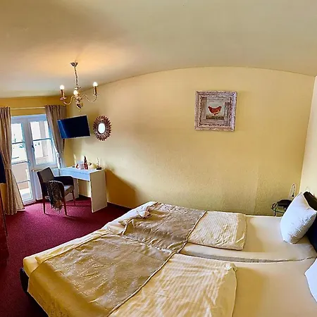 Waldhotel Seefeld ホテル 3*
