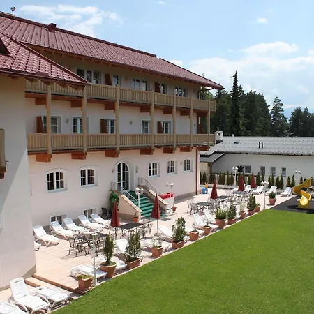Waldhotel Seefeld Szálloda 3*